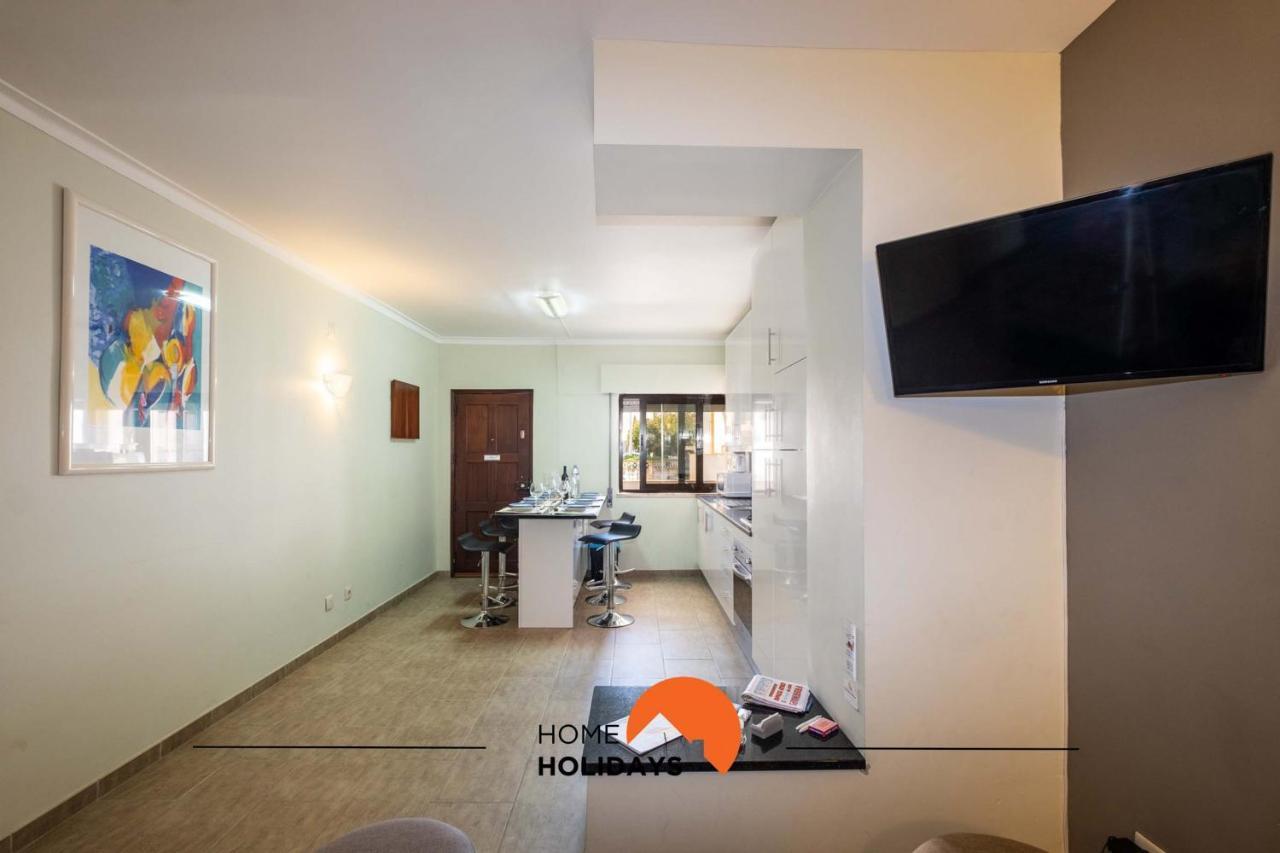 #018 T2 Elisabete By Holidays Appartement Albufeira